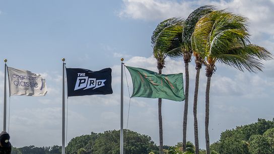 Getting Over the Hump (Day). Photo by Juarez Santos